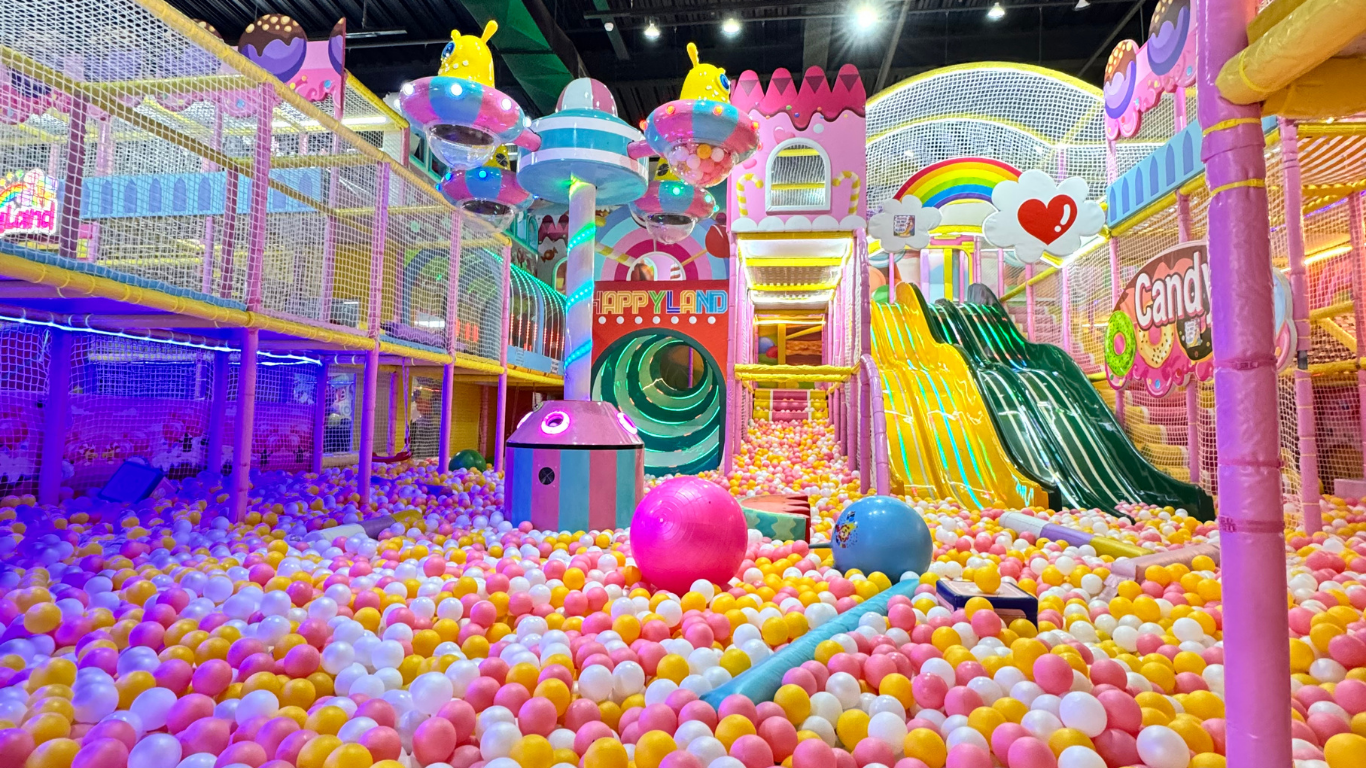 Candyland colourful indoor soft-play area and ball pit